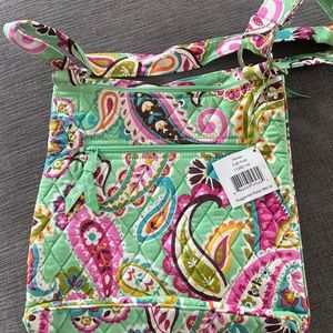 Vera Bradley -hipster,  RETRED -Tutti Frutti  pattern